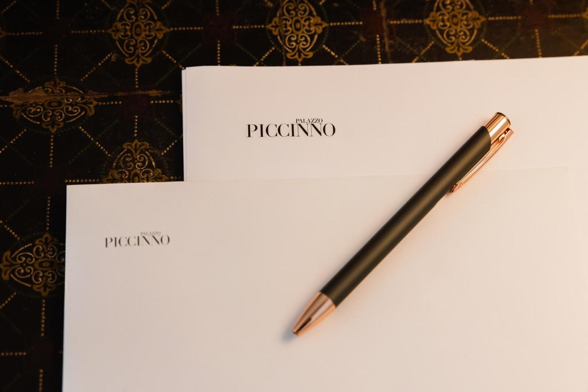 Palazzo Piccinno パラービタ エクステリア 写真
